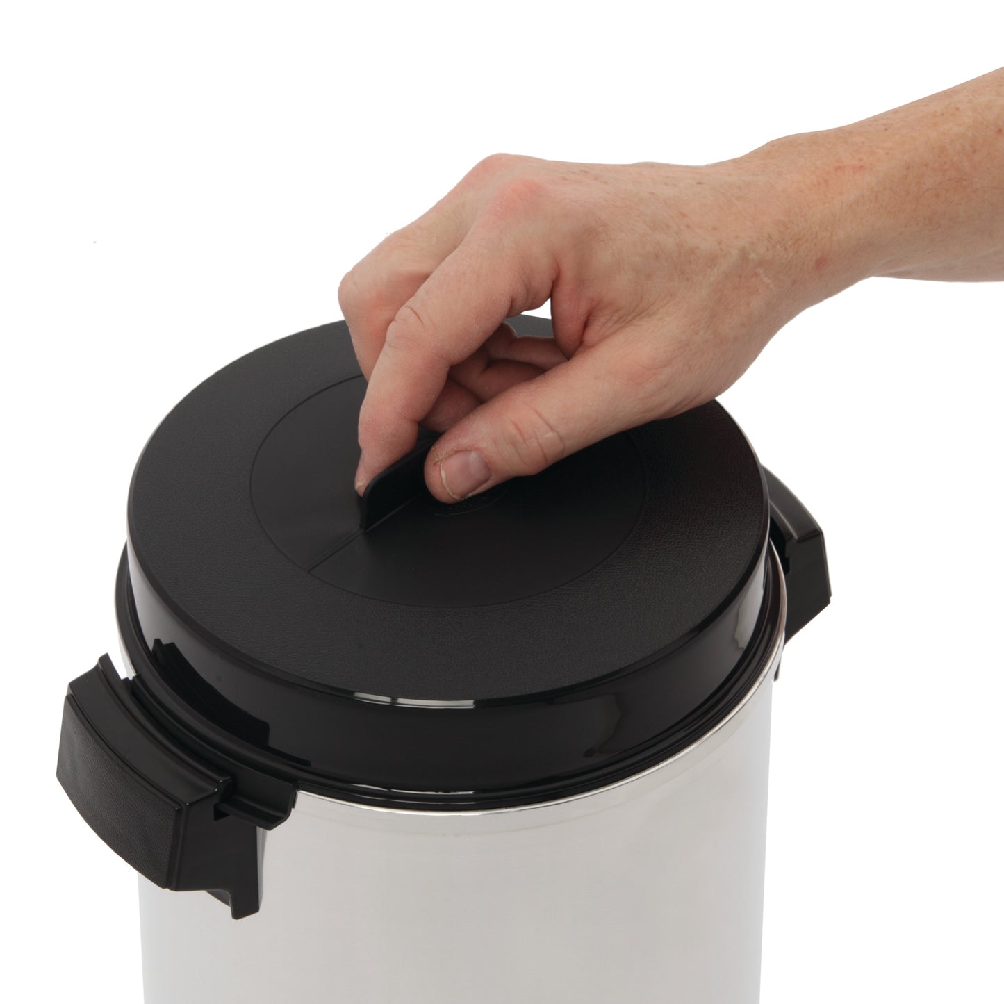 Cafetera Percoladora 42 Tazas de Aluminio West Bend CU0042PA23