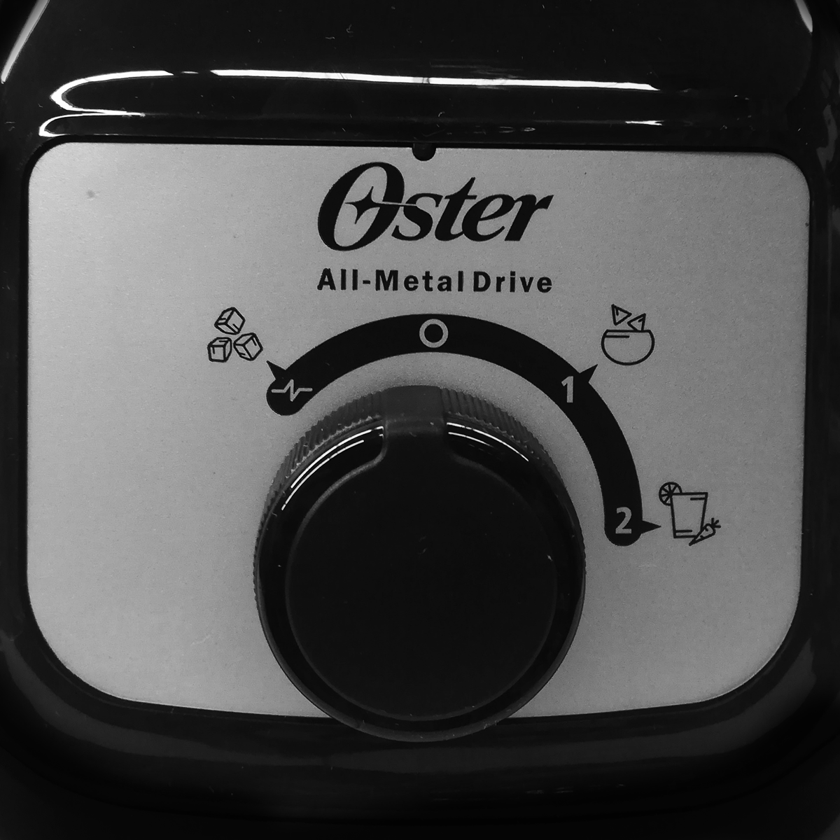 Licuadora 2 Velocidades + Pulso Vaso de Plástico Oster Negra BLSTKAP-BRD-013 (2110673)(Caja de 4 Piezas)