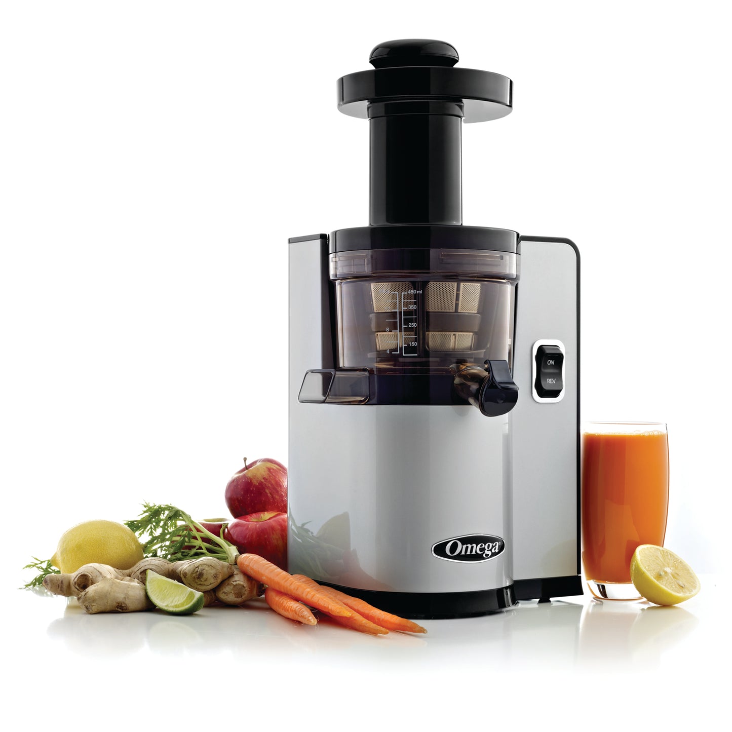 Extractor de Jugo Vertical Prensa Fría Plata Omega VSJ843QS