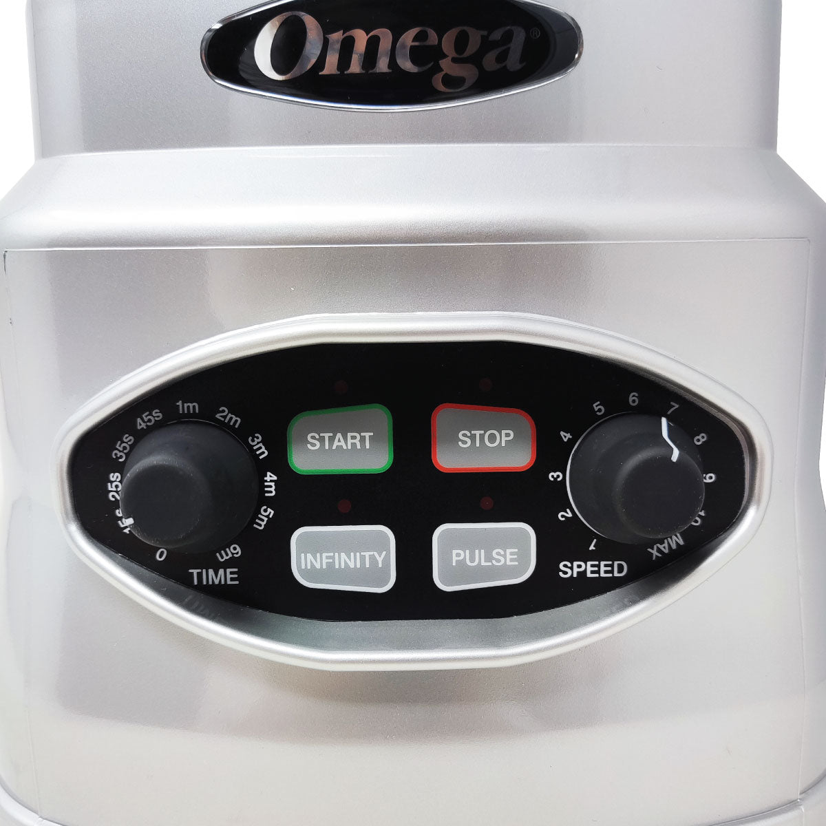 Licuadora 3 Hp con temporalizador y control infinito Profesional Omega OM7560F