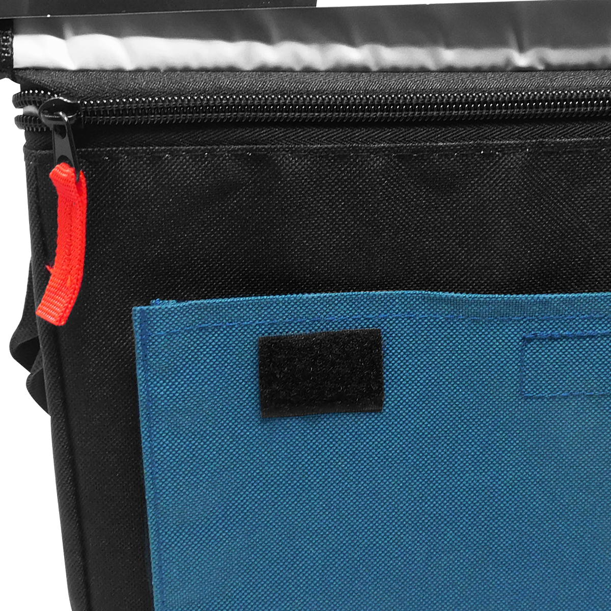 Hielera Flexible 18 Latas Azul/Negro Coleman 2000034754