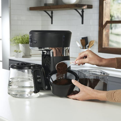 Cafetera Programable 12 Tazas con Sistema de Medida en Color Oster BVSTRF100-013 (2083222)